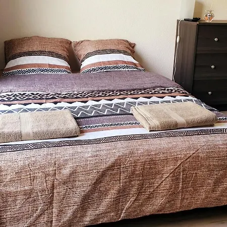 Individuel - Le Musset & Parking Gratuit Devant L'immeuble *