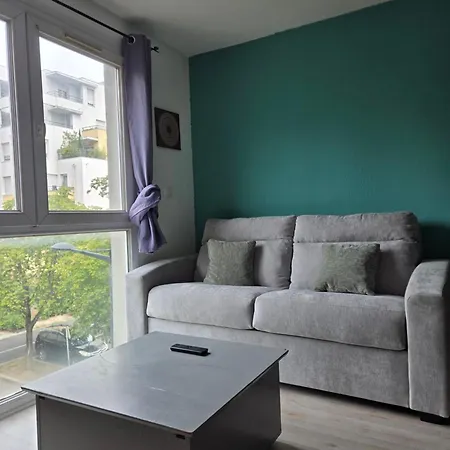 Individuel - Le Musset & Parking Gratuit Devant L'immeuble * Grenoble