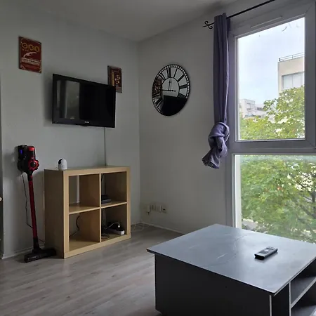 Individuel - Le Musset & Parking Gratuit Devant L'immeuble Grenoble