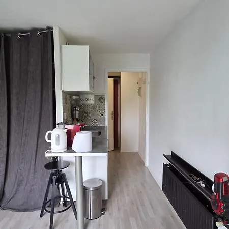 Individuel - Le Musset & Parking Gratuit Devant L'immeuble * Grenoble